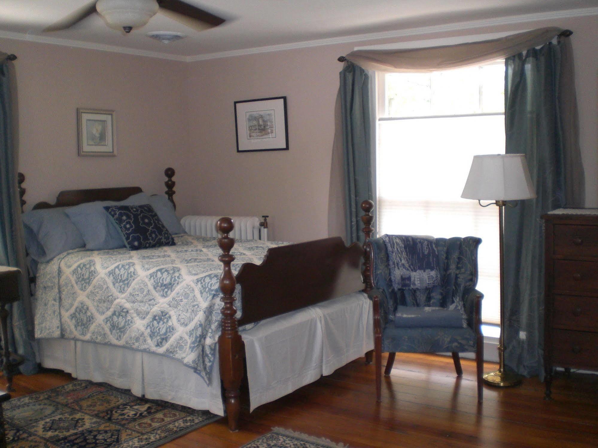 Boxley Place Inn Louisa Extérieur photo